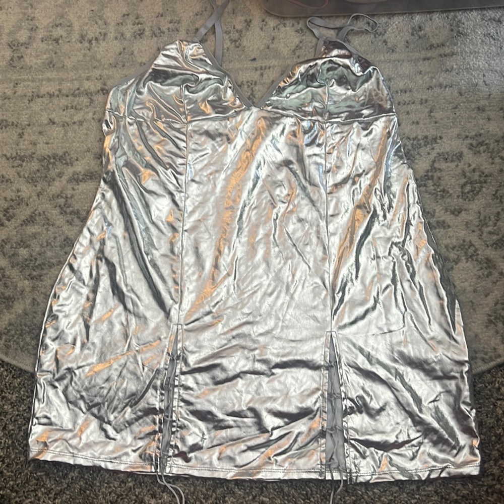 Silver dress, great for a costume size 3x